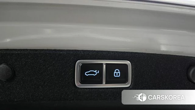 Hyundai Grandeur Hybrid (GN7) id 4710700 из Кореи 8