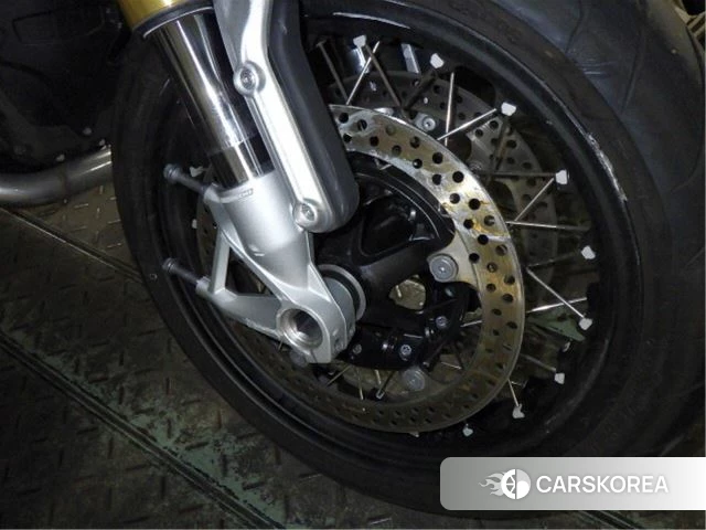 BMW R12 NineT id 4236832 из Японии 8