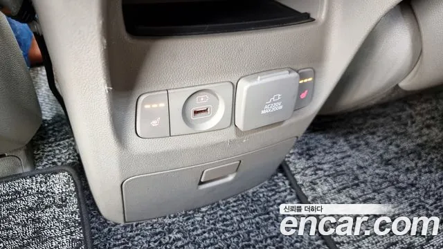 Kia All New Carnival id 2813924 из Кореи 8