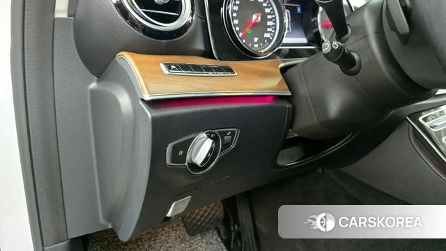 Mercedes-Benz E-Class W213 id 4410858 из Кореи 8