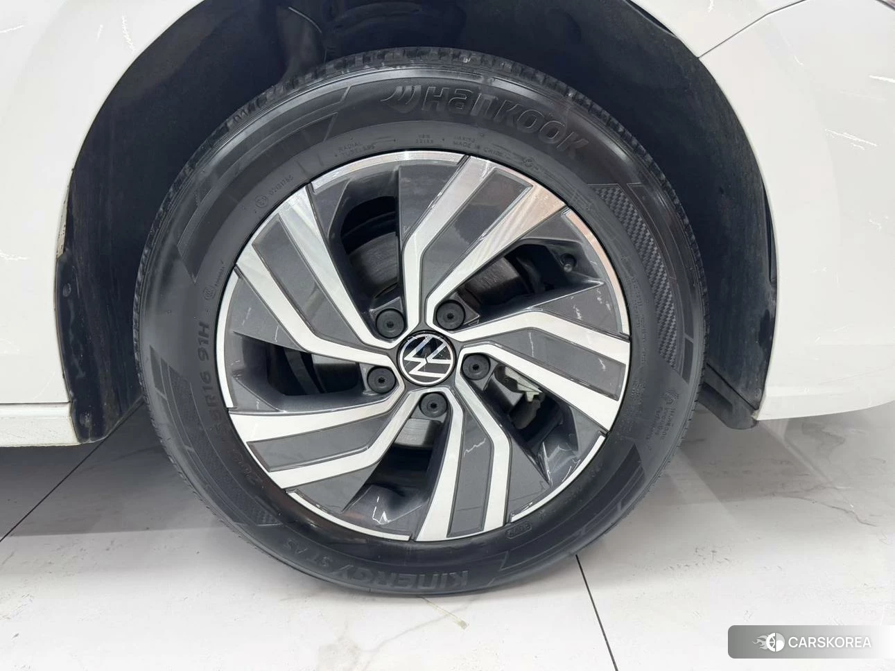 Volkswagen Bora id 4461498 из Китая 8