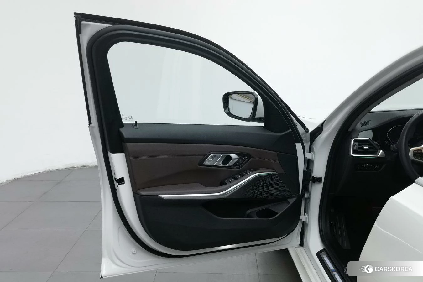 BMW 3 series id 4513916 из Китая 8
