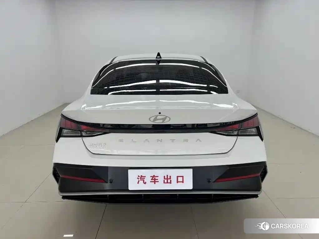 Hyundai Elantra id 4685917 из Китая 8