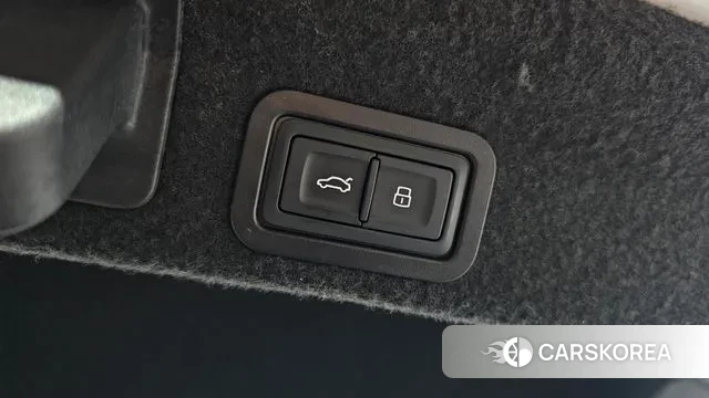 Audi A6 (C8) id 3060275 из Кореи 8