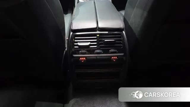 BMW 5 Series (G30) id 3766240 из Кореи 8