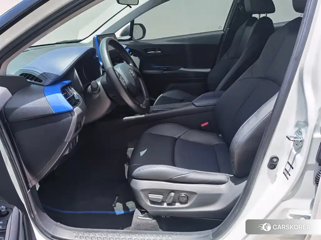 Toyota C-HR id 4654490 из Китая 8