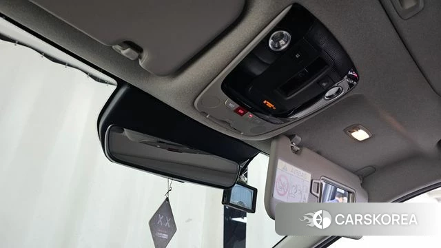 Kia Di Ol Nu Niro id 4656840 из Кореи 8