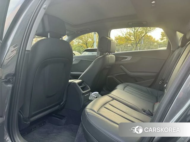 Audi A4L id 4272812 из Китая 8