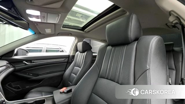 Honda Accord 10th Generation id 3814159 из Кореи 8