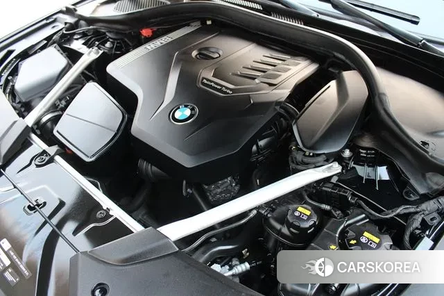 BMW 5 Series (G30) id 3344544 из Кореи 8