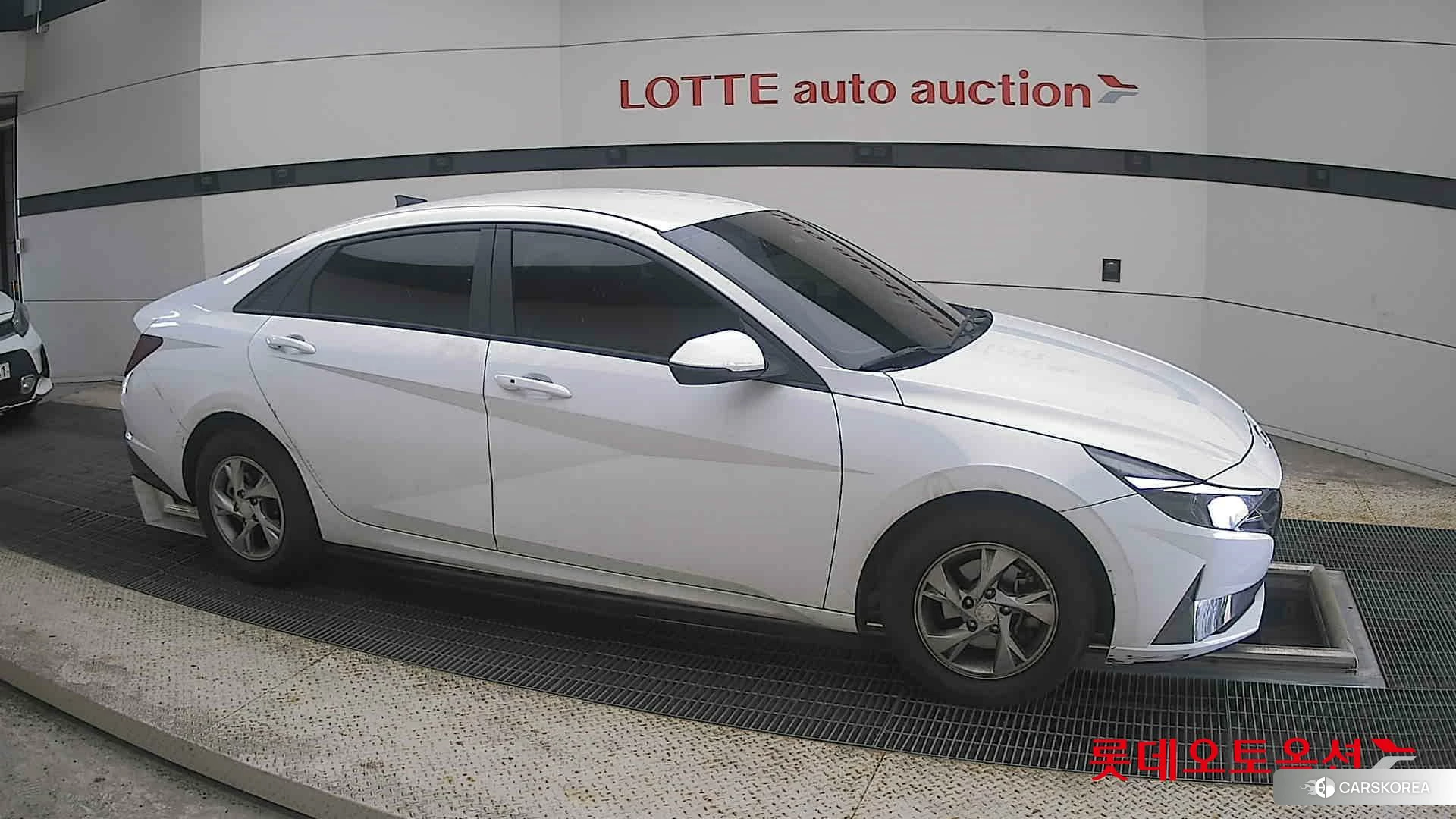 Hyundai Avante id 4664299 из Кореи 8