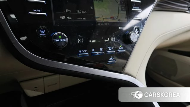 Toyota Camry (XV70) id 3796092 из Кореи 8