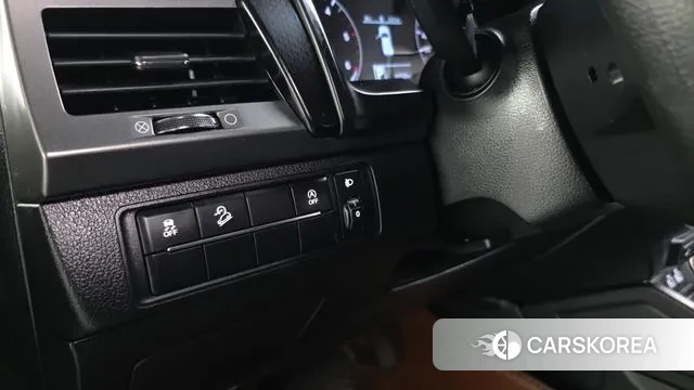 Ssangyong The New Rexton Sports Cannes id 3137706 из Кореи 8