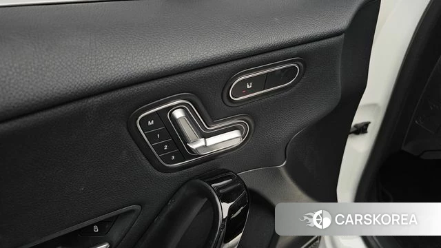 Mercedes-Benz A-Class W177 id 4304439 из Кореи 8