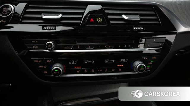 BMW 5 Series (G30) id 4246236 из Кореи 8