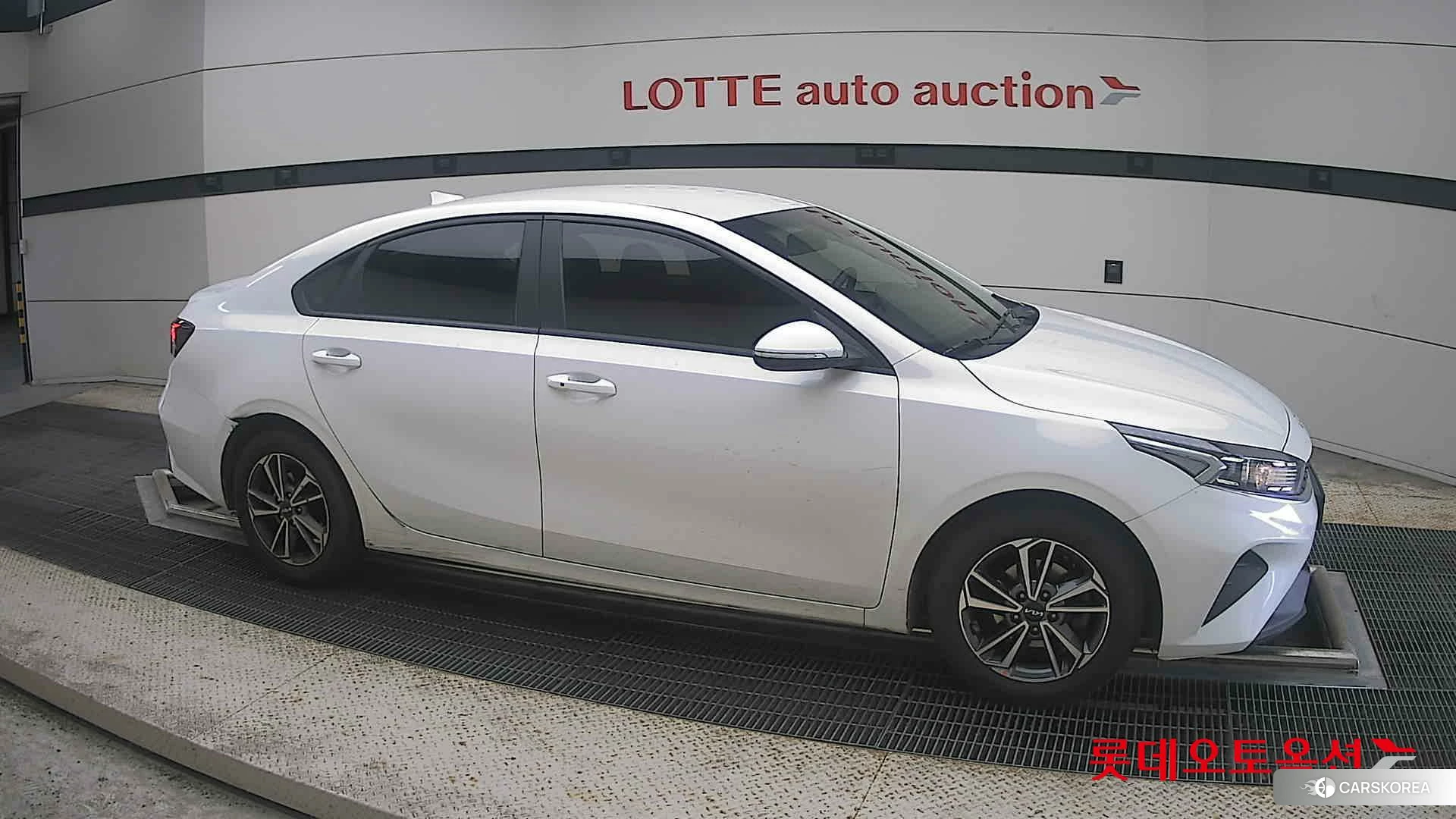 Kia K3 id 4902330 из Кореи 8