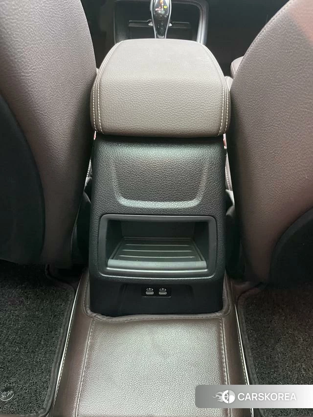 BMW 1 series id 4387443 из Китая 8