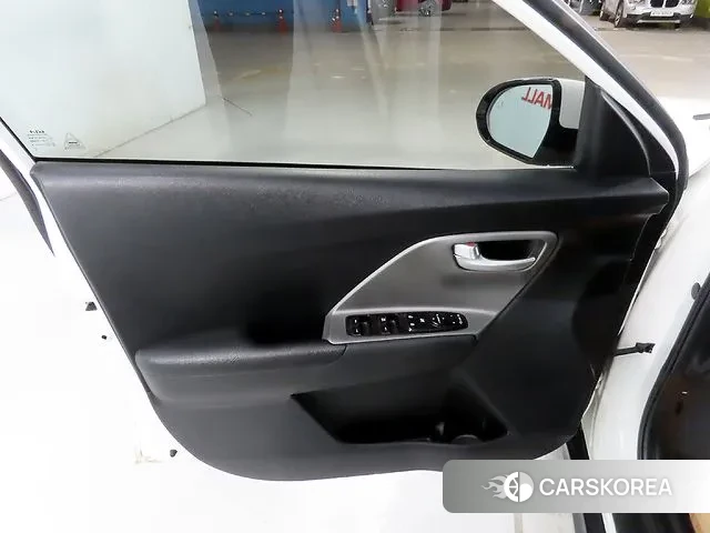 Kia Niro Plus id 3348571 из Кореи 8