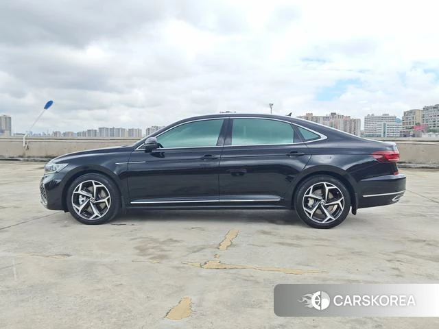 Volkswagen Passat id 4253017 из Китая 8