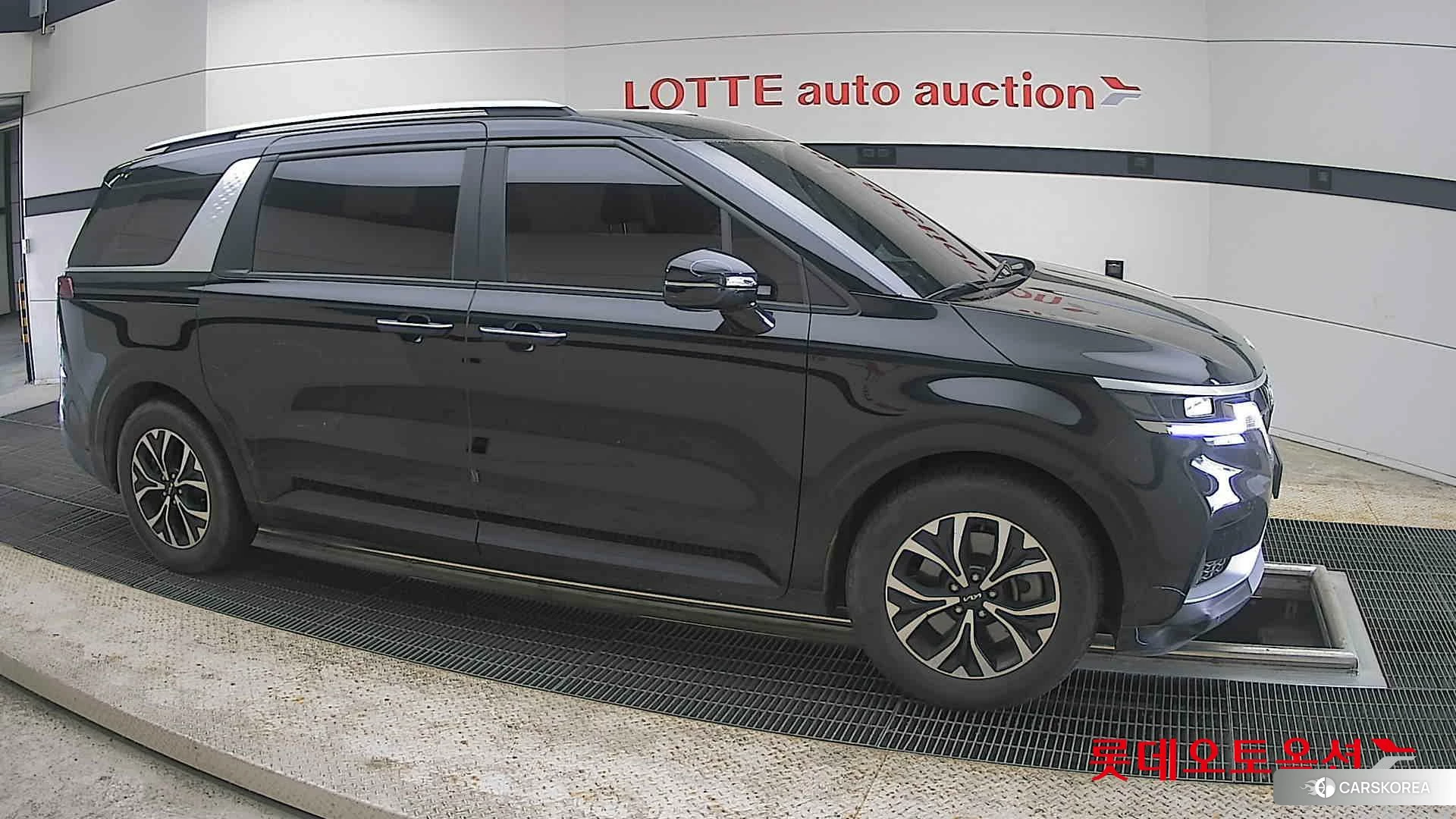 Kia Carnival id 4289575 из Кореи 8