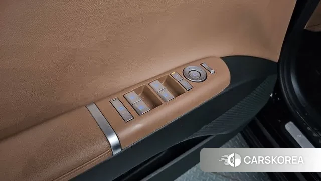 Hyundai Grandeur Hybrid (GN7) id 3614807 из Кореи 8