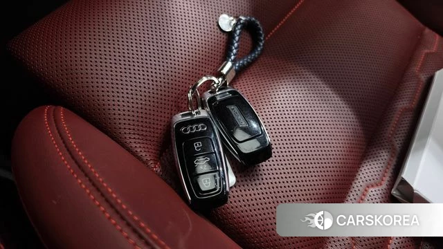 Audi e-Tron GT id 4835155 из Кореи 8