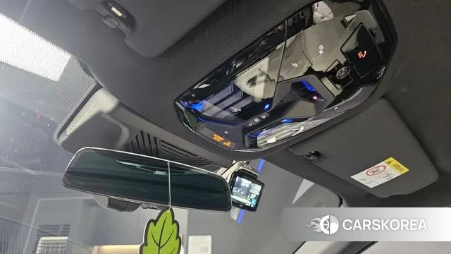 BMW 5 Series (G60) id 3560020 из Кореи 8