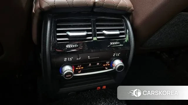 BMW 5 Series (G30) id 3467848 из Кореи 8