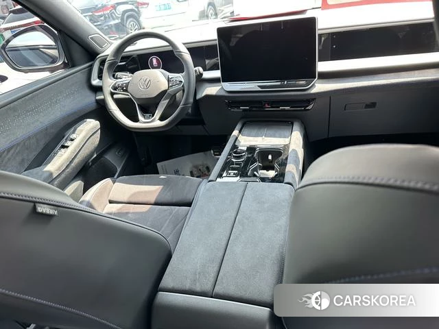 Volkswagen Tourang id 4299786 из Китая 8
