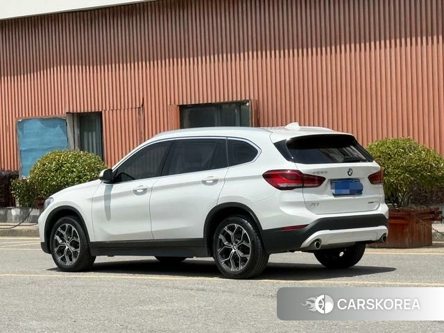 BMW X1 id 4272071 из Китая 8