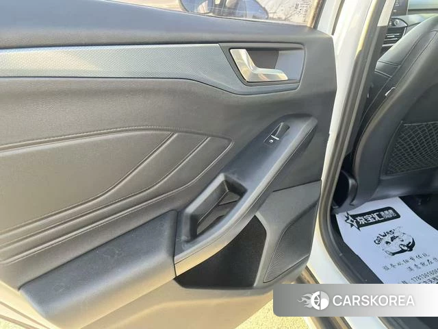 Ford Fox Active id 4208711 из Китая 8