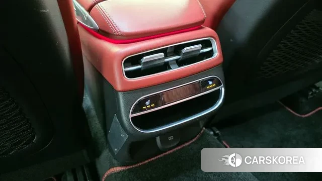 Genesis GV70 id 3654661 из Кореи 8