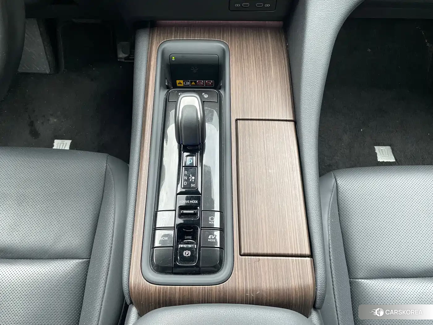 Toyota Crown id 4653895 из Китая 8