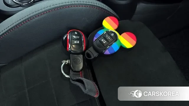 Mini Cooper S id 3576773 из Кореи 8