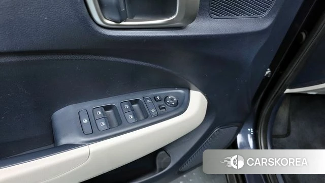 Hyundai Venue id 3791946 из Кореи 8