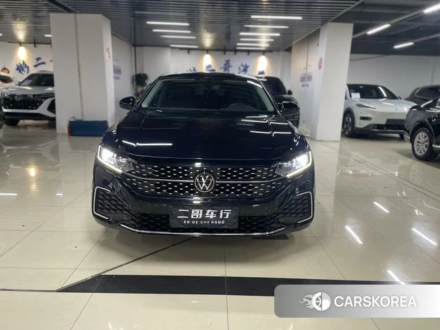 Volkswagen Passat id 4256188 из Китая 8