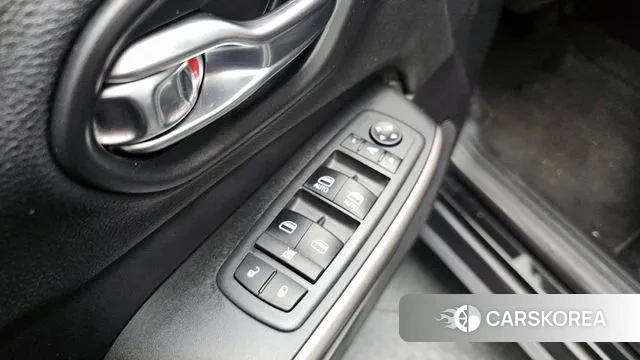 Jeep Cherokee (KL) id 3350763 из Кореи 8