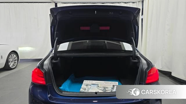 BMW 5 Series (G30) id 4785413 из Кореи 8