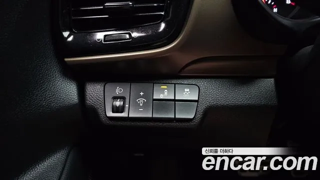 Kia Stonic id 2956805 из Кореи 8