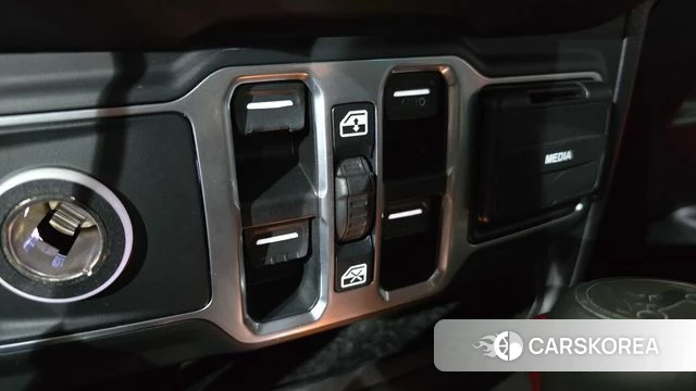 Jeep Wrangler (JL) id 3853759 из Кореи 8