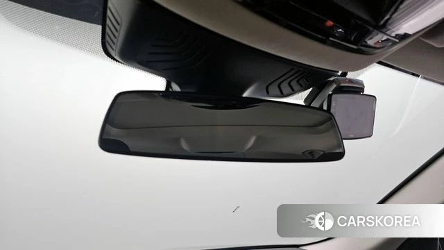 BMW 5 Series (G30) id 3793664 из Кореи 8