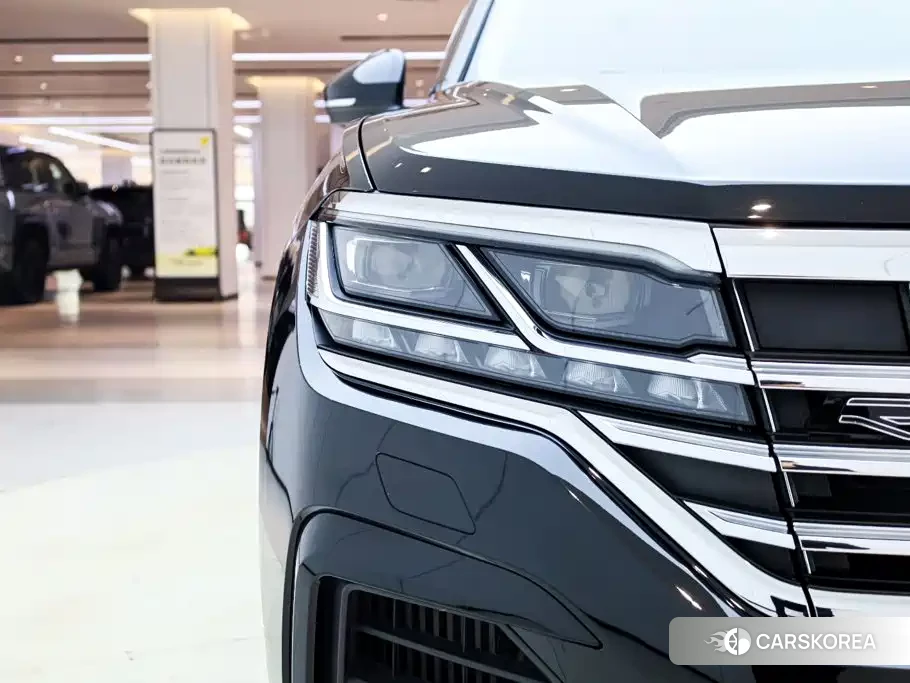 Volkswagen Touareg id 4655030 из Китая 8