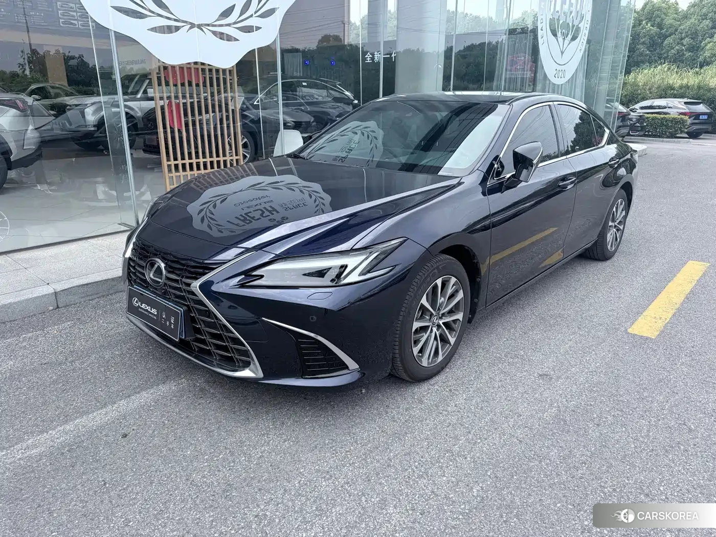 Lexus ES id 4600394 из Китая 8