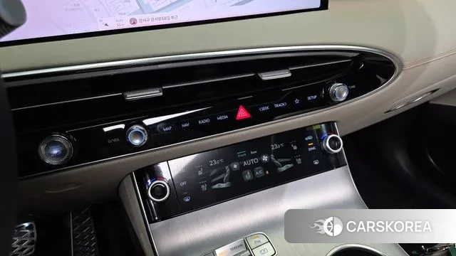 Genesis GV70 id 3775690 из Кореи 8