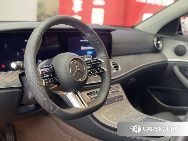 Mercedes-Benz E-class id 4220609 из Китая 8