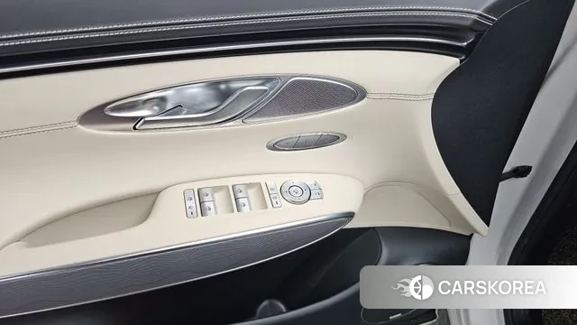 Genesis GV70 id 3591608 из Кореи 8