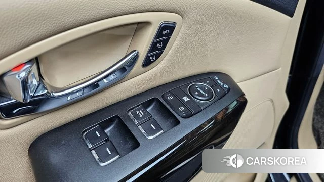 Kia The New Carnival id 4543320 из Кореи 8