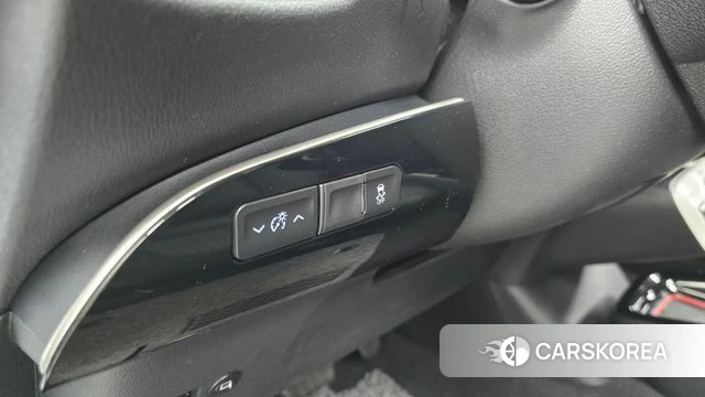 Toyota Prius 4th Generation id 4543573 из Кореи 8
