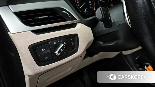 BMW X1 (F48) id 3843949 из Кореи 8