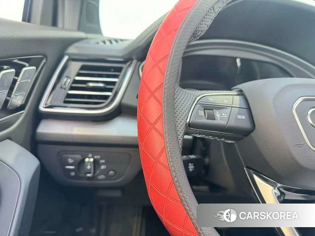 Audi Q5L id 4274188 из Китая 8